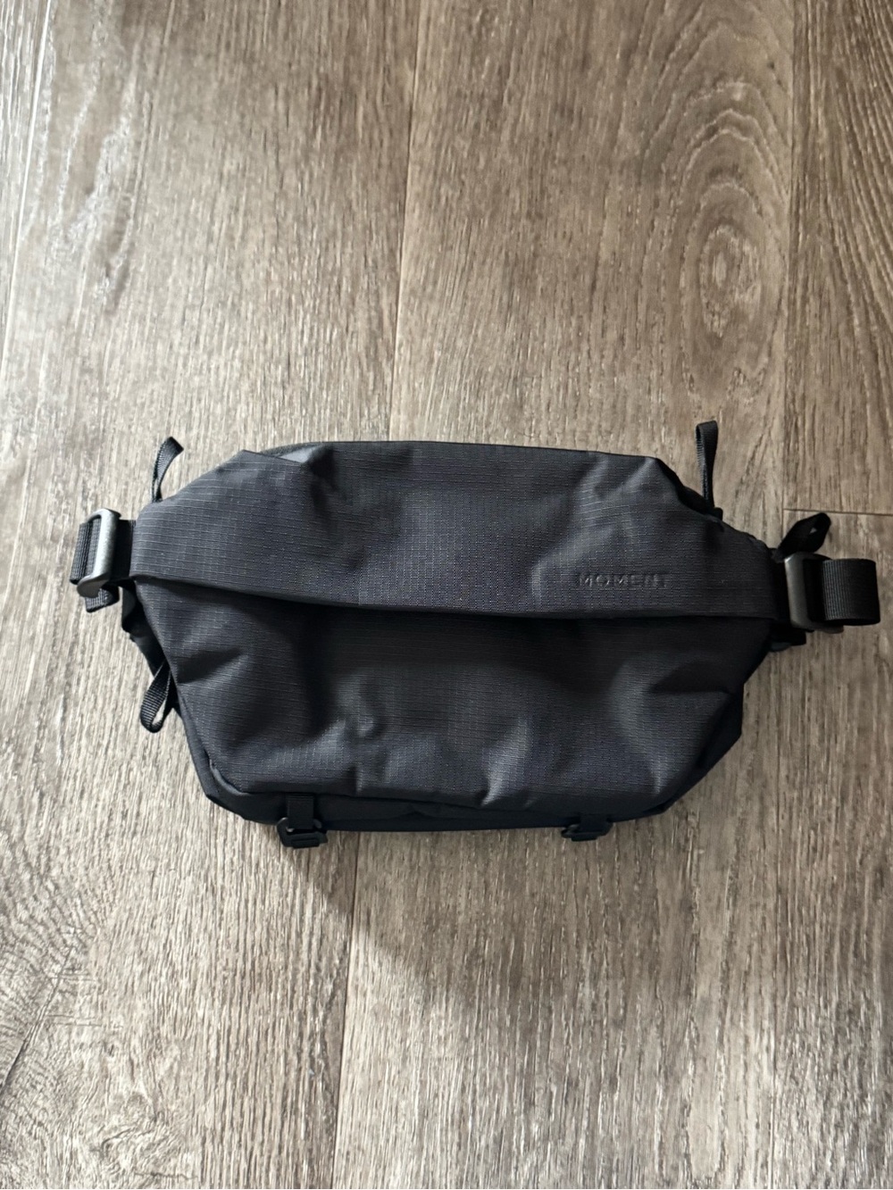 Moment 2L Minimalist Camera Sling Bag